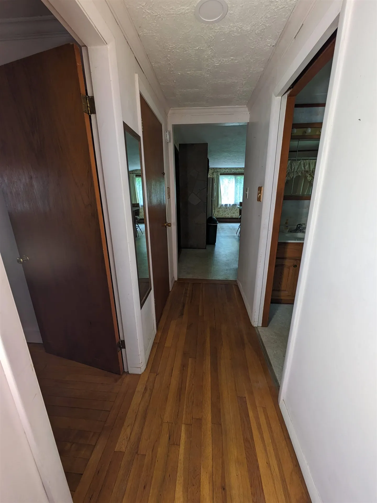18 Hunt Street Hooksett NH 03106