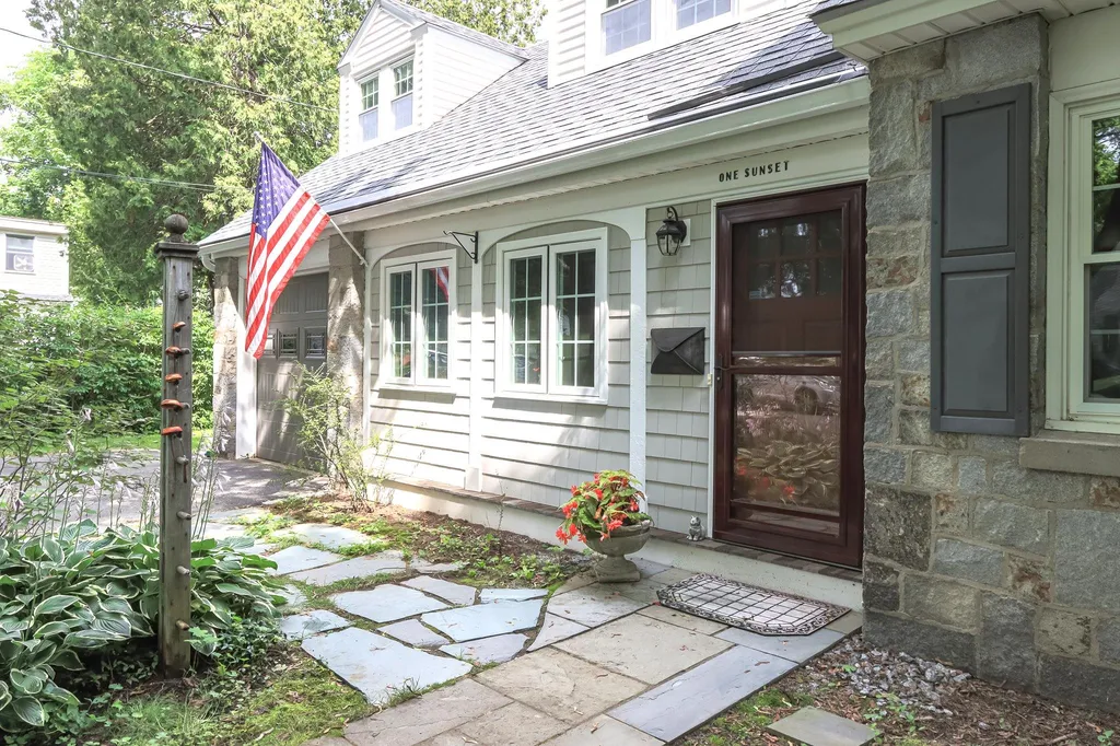 1 Sunset Avenue Concord NH 03301