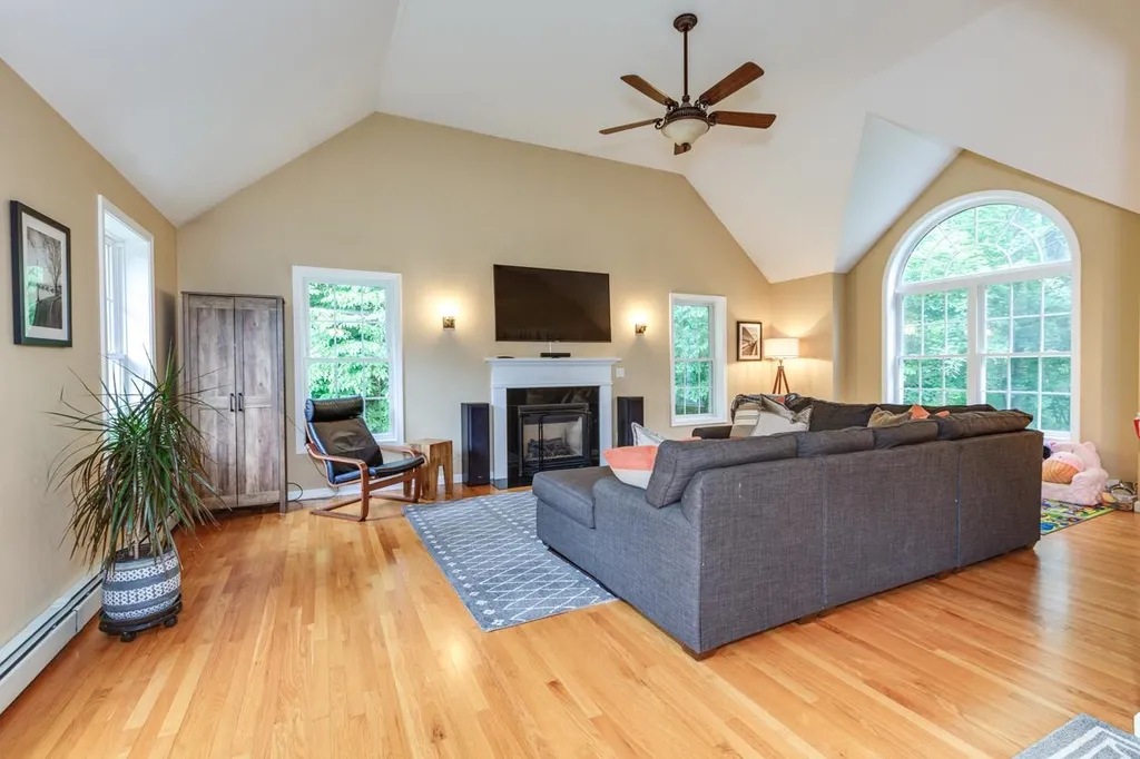 49 Masten Drive Northwood NH 03261