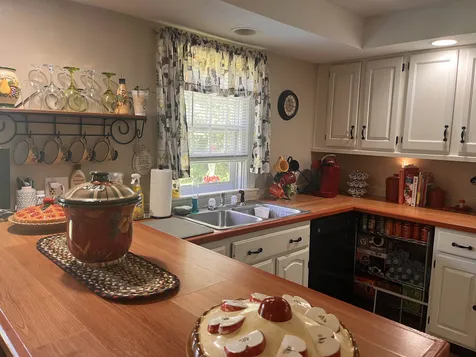 79 W Lake Road Fitzwilliam NH 03447