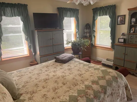 79 W Lake Road Fitzwilliam NH 03447