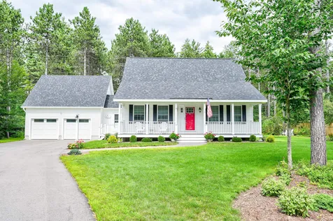 9 Christopher Street Fryeburg ME 04037