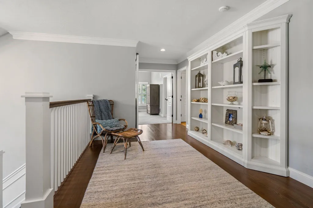 1 Hemlock Way Stratham NH 03885