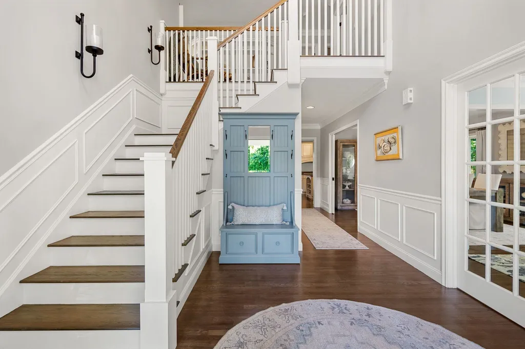 1 Hemlock Way Stratham NH 03885