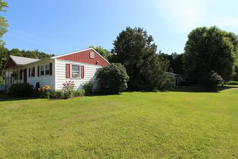 14 Sunset Drive Essex VT 05452