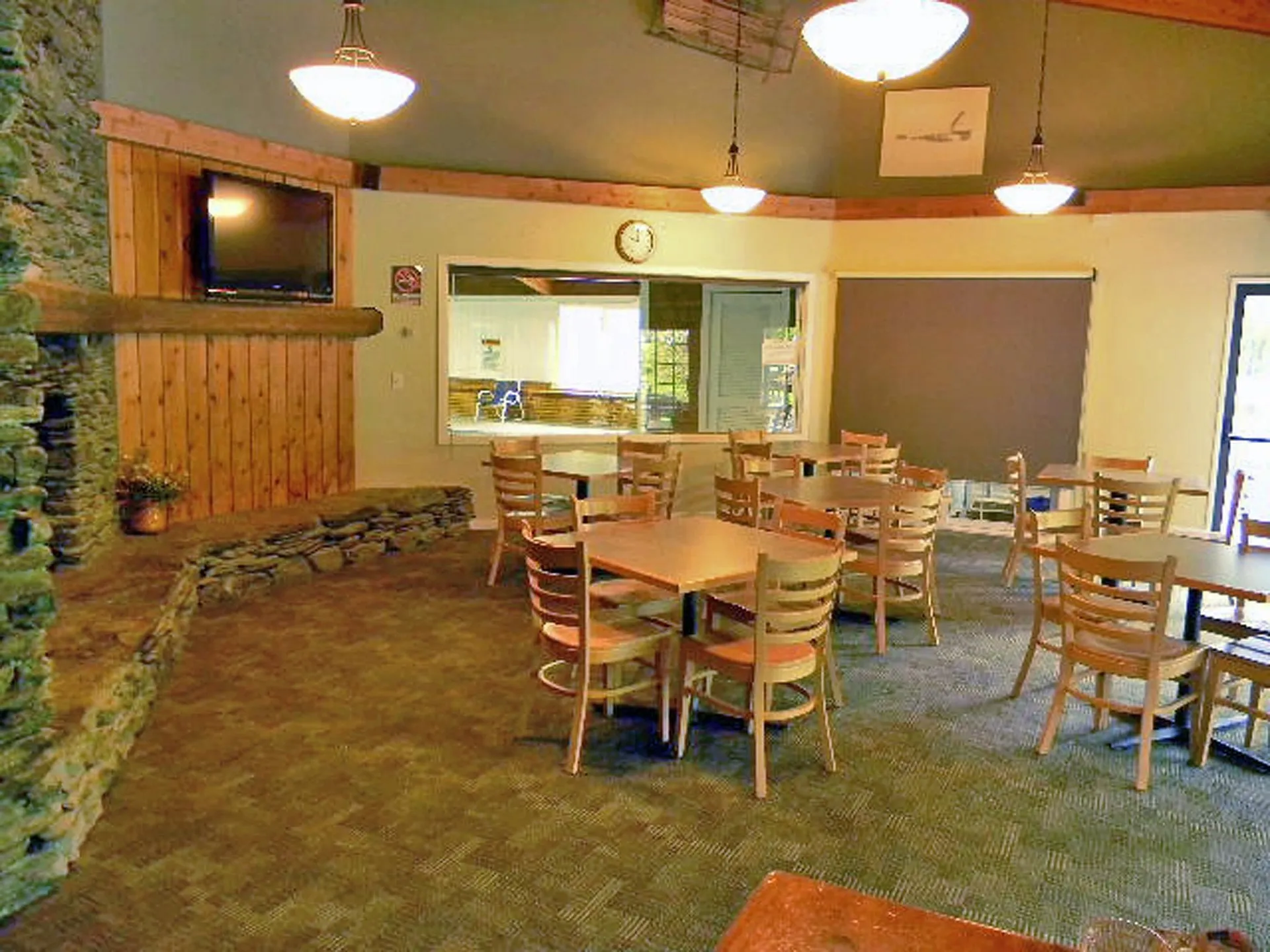 327 Bridges Circle Warren VT 05674