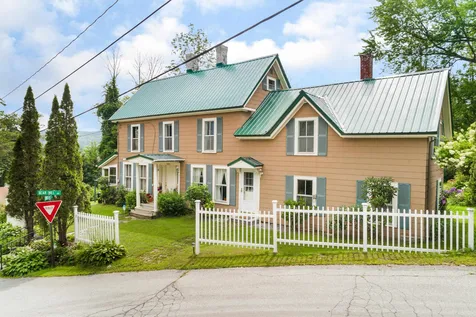 23 Prospect Street Hillsborough NH 03244