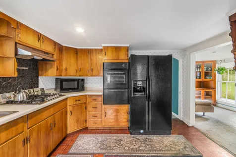 23 Prospect Street Hillsborough NH 03244