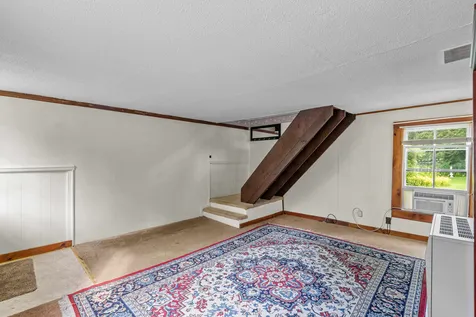 23 Prospect Street Hillsborough NH 03244