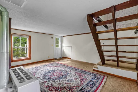 23 Prospect Street Hillsborough NH 03244