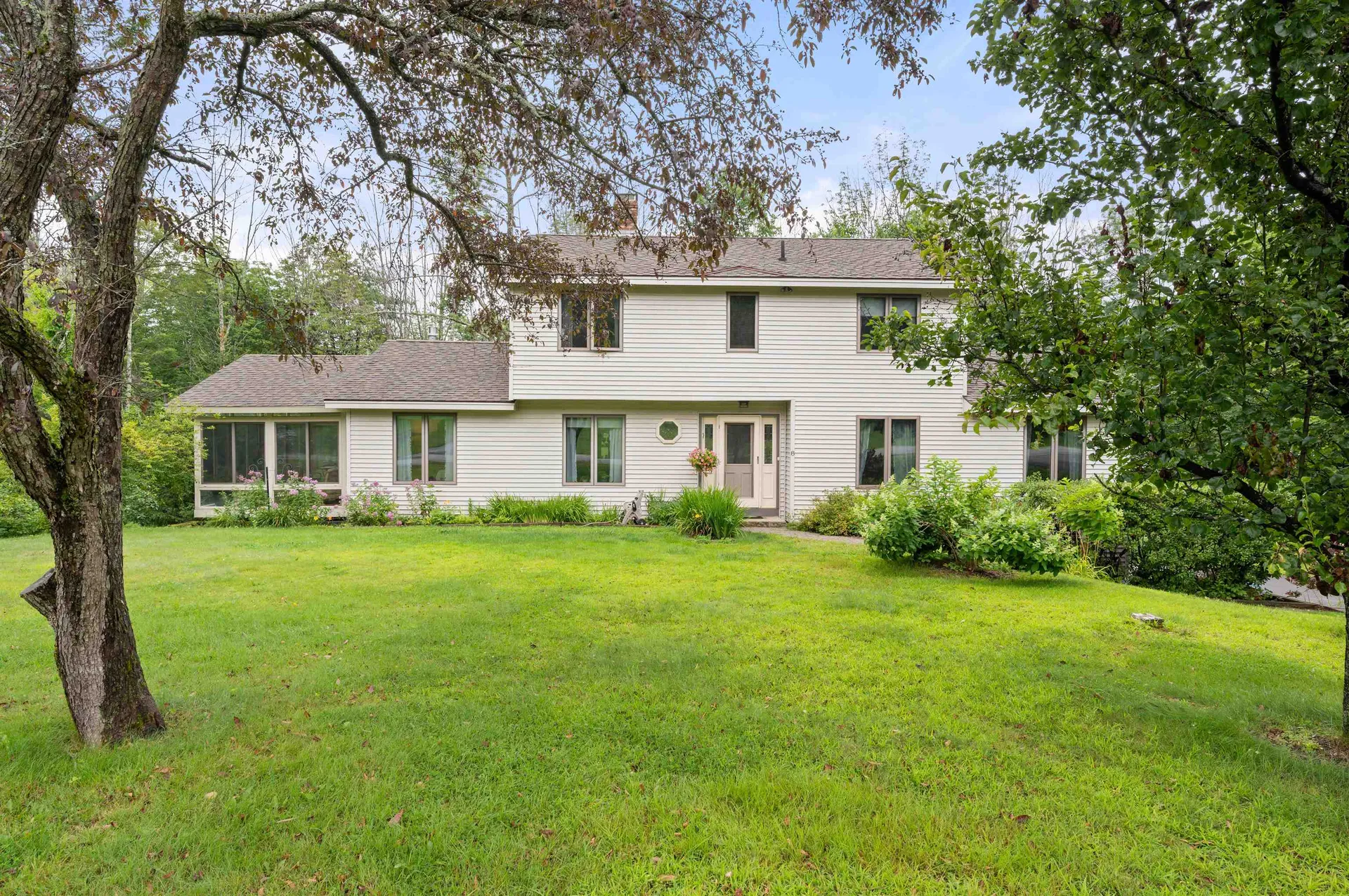8 Sherwood Forest Drive Gilford NH 03249
