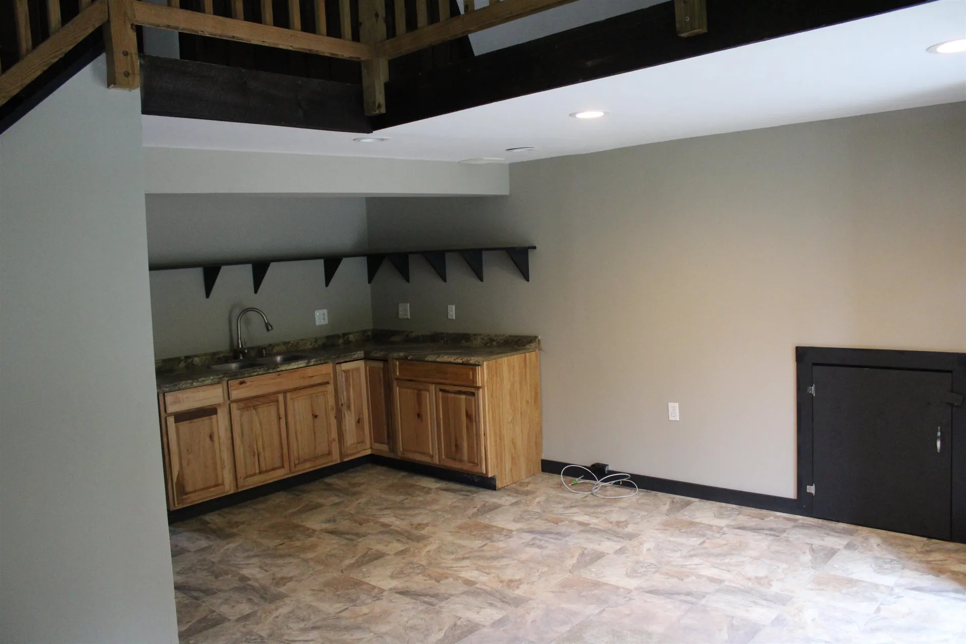1178 Green Bay Loop Peacham VT 05862