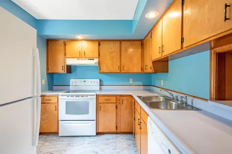 69 Kim Lane Milton VT 05468