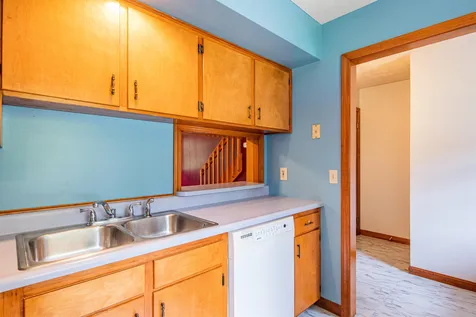 69 Kim Lane Milton VT 05468