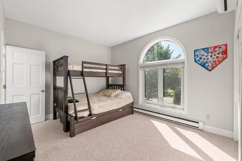 27 B Molly Lane Laconia NH 03246