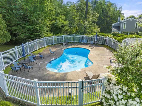 27 B Molly Lane Laconia NH 03246