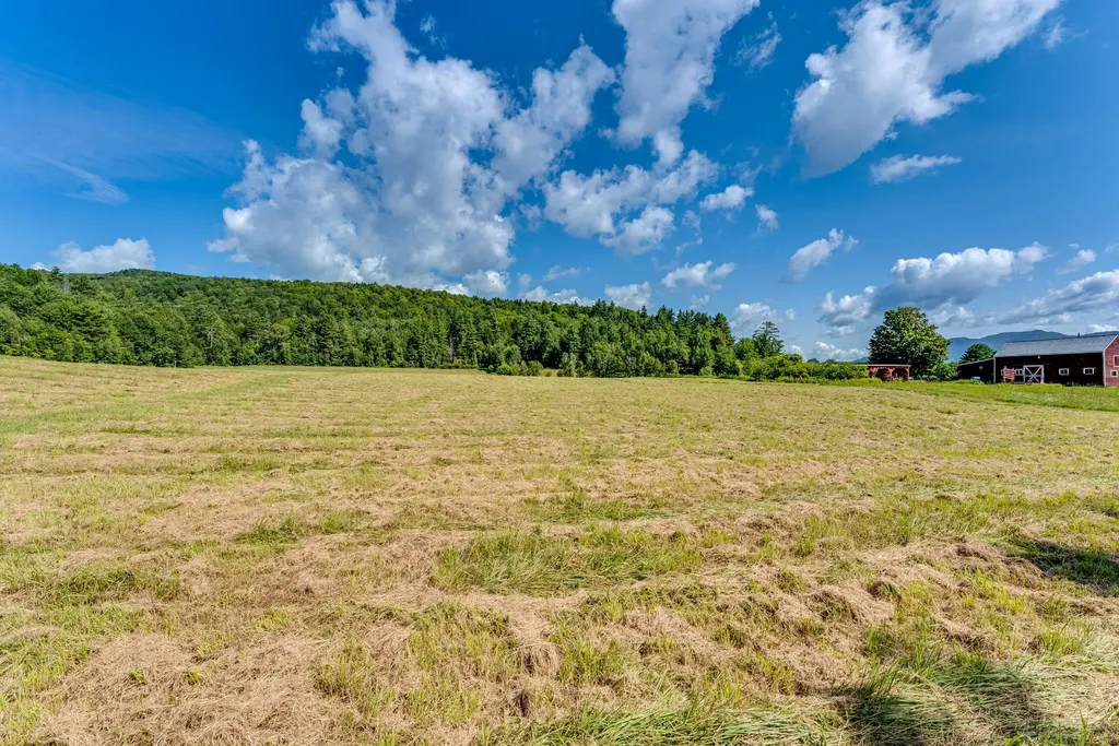 2739 Crossett Hill Road Duxbury VT 05676