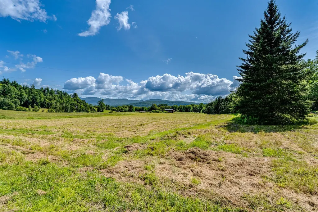2739 Crossett Hill Road Duxbury VT 05676