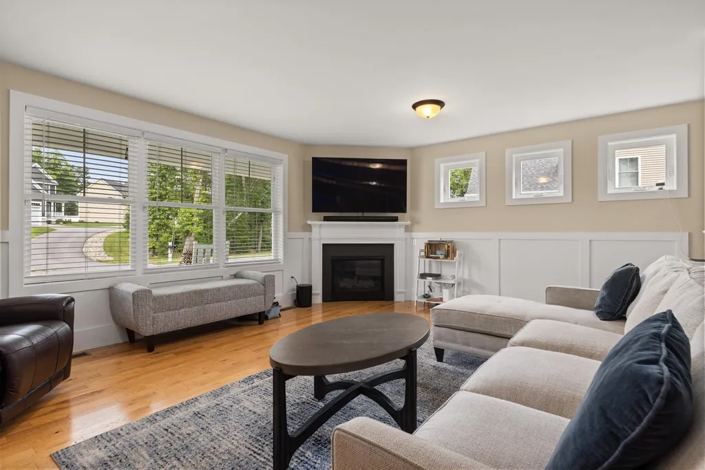 211 Emerald Lane Dover NH 03820