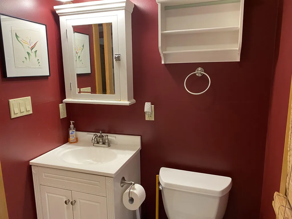 201 Snowood Drive Thornton NH 03285