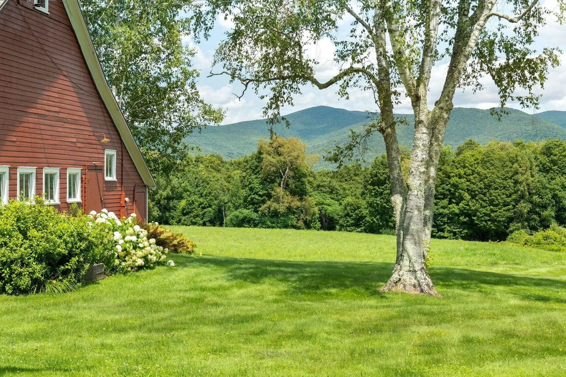 528 & 540 Nichols Hill Road Dorset VT 05251