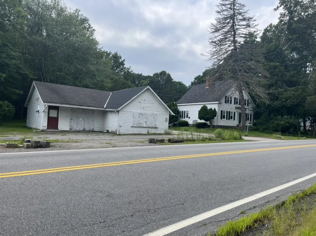 92 Post Road North Hampton NH 03862