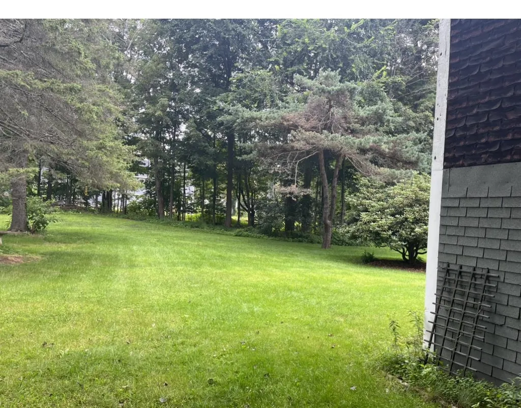 92 Post Road North Hampton NH 03862
