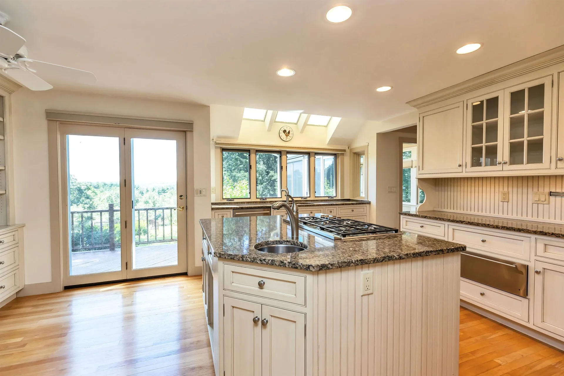 9 Roberts Road Amherst NH 03031