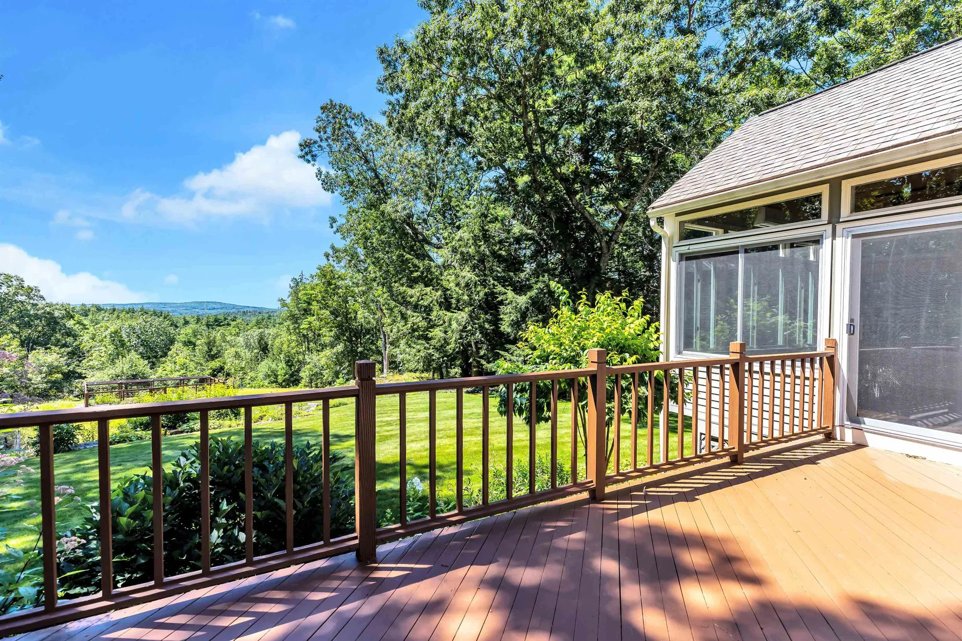 9 Roberts Road Amherst NH 03031