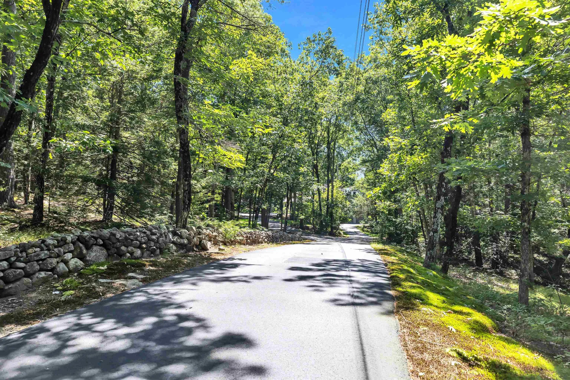 9 Roberts Road Amherst NH 03031