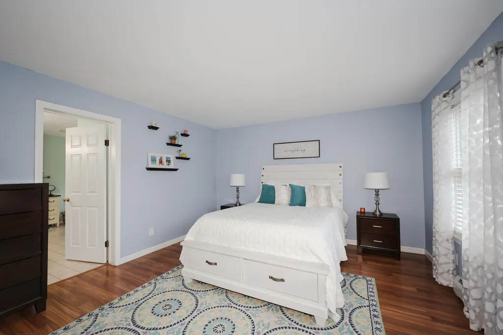 13 Angela Way Concord NH 03301