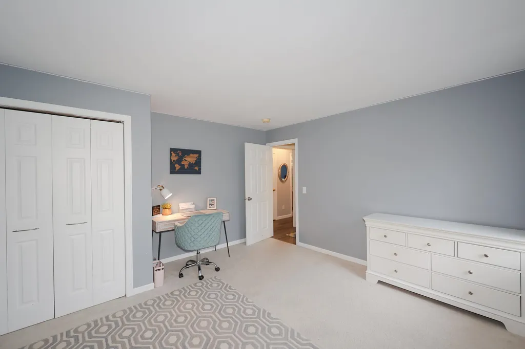 13 Angela Way Concord NH 03301