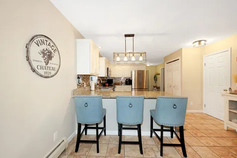 13 Angela Way Concord NH 03301