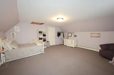13 Angela Way Concord NH 03301
