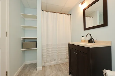 13 Angela Way Concord NH 03301
