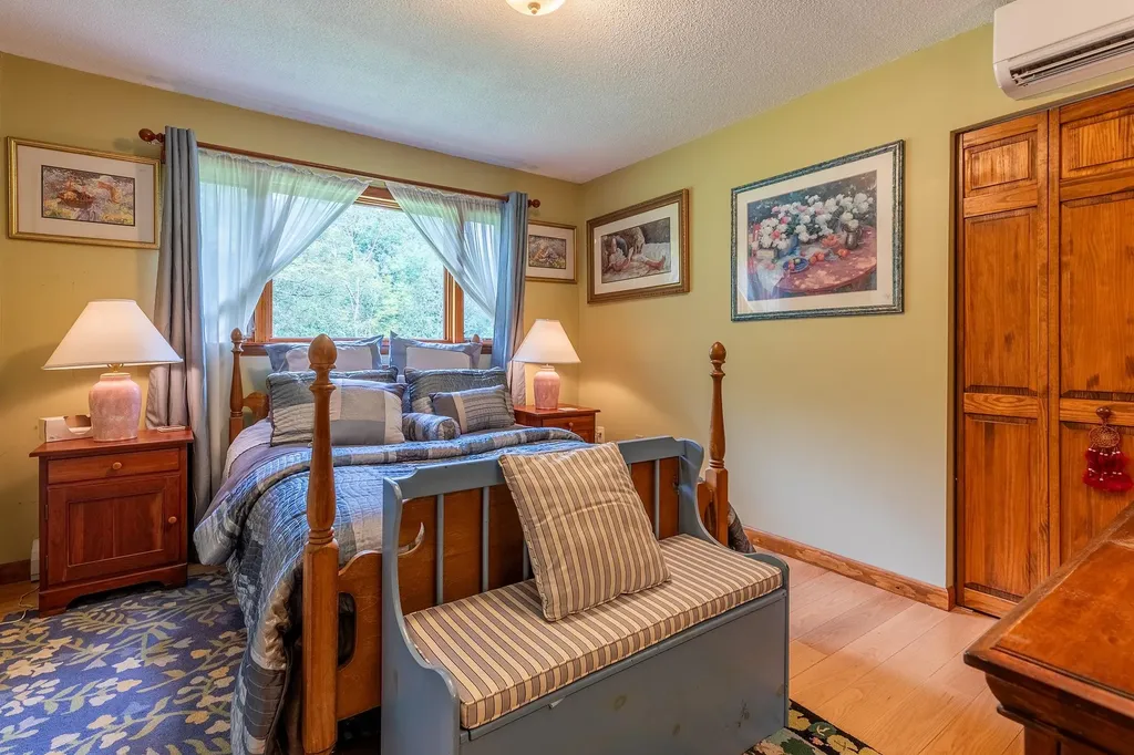 622 Longview Drive Manchester VT 05254