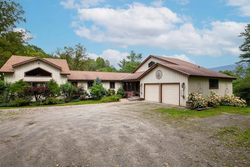 622 Longview Drive Manchester VT 05254