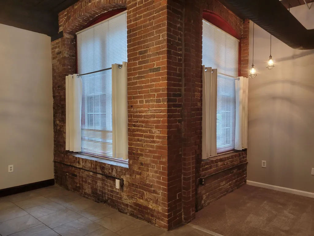 470 Silver Street Manchester NH 03103
