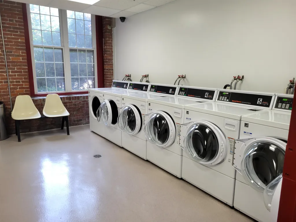 470 Silver Street Manchester NH 03103