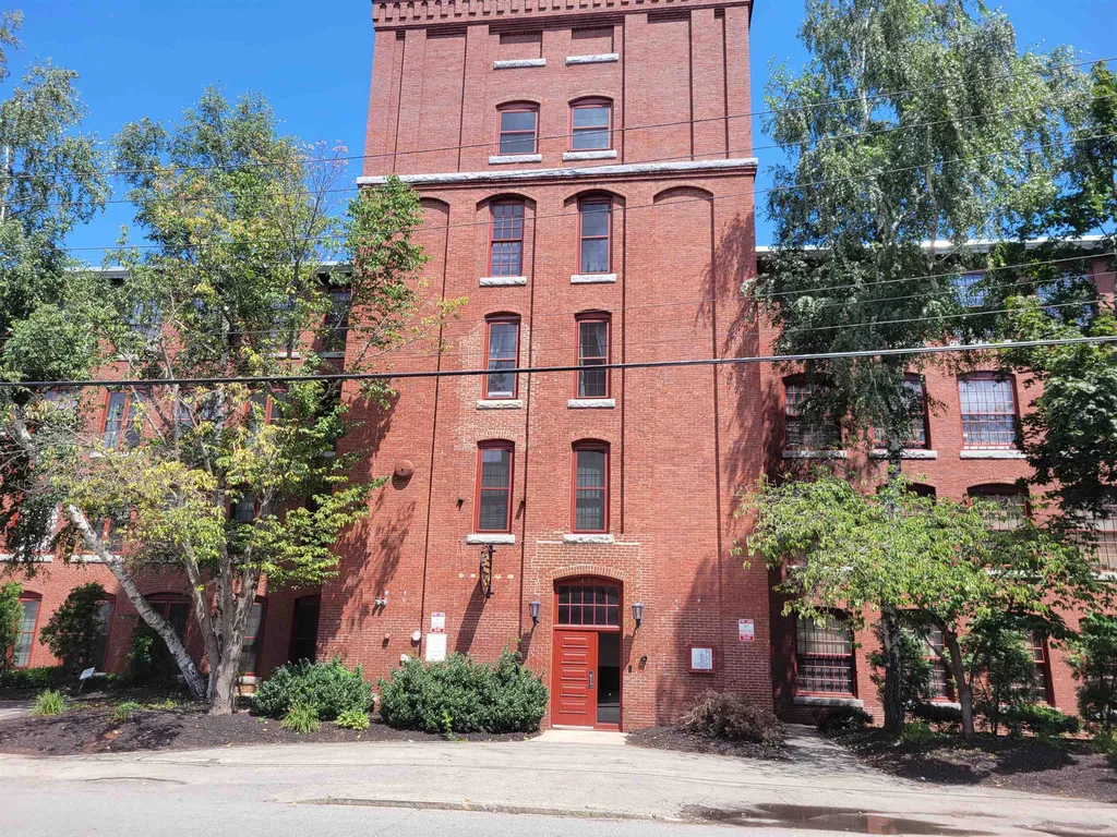 470 Silver Street Manchester NH 03103
