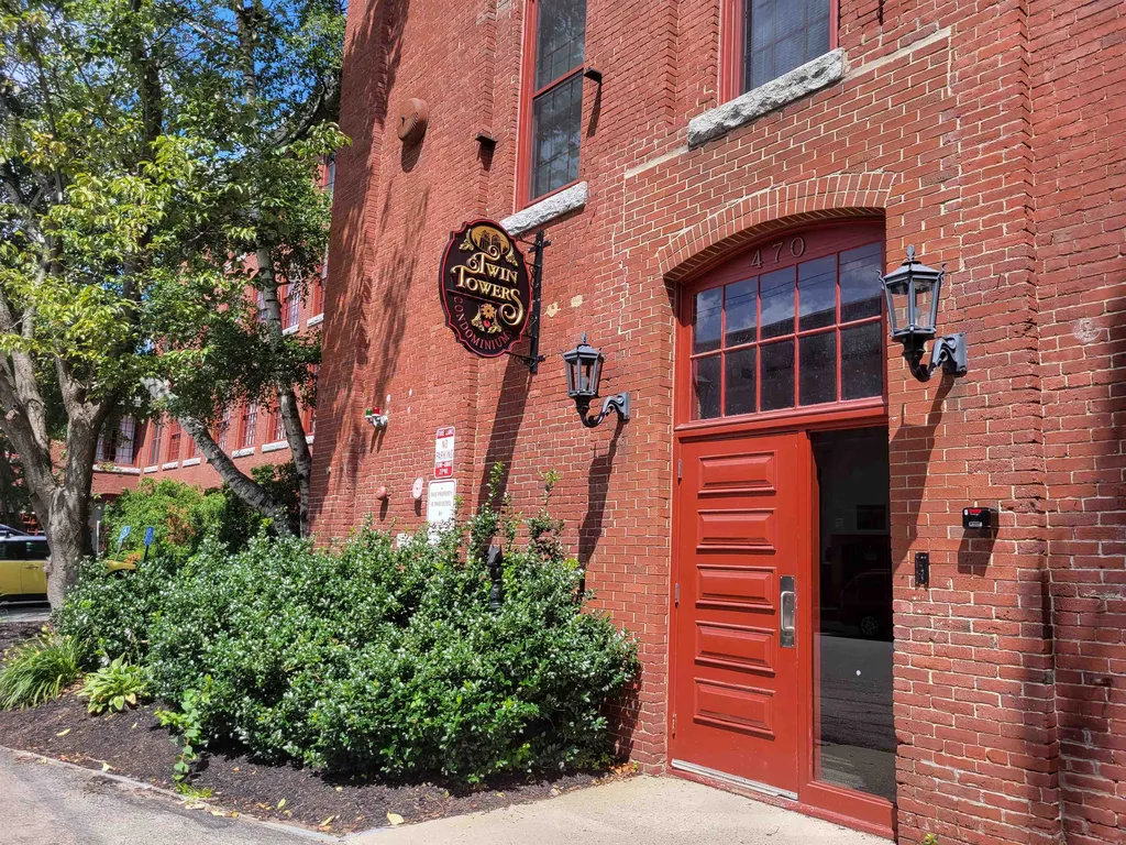 470 Silver Street Manchester NH 03103
