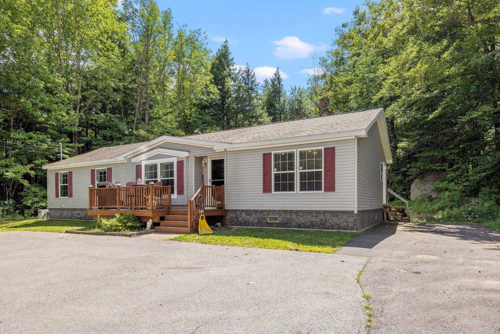 583 Nh Route 104 New Hampton NH 03256