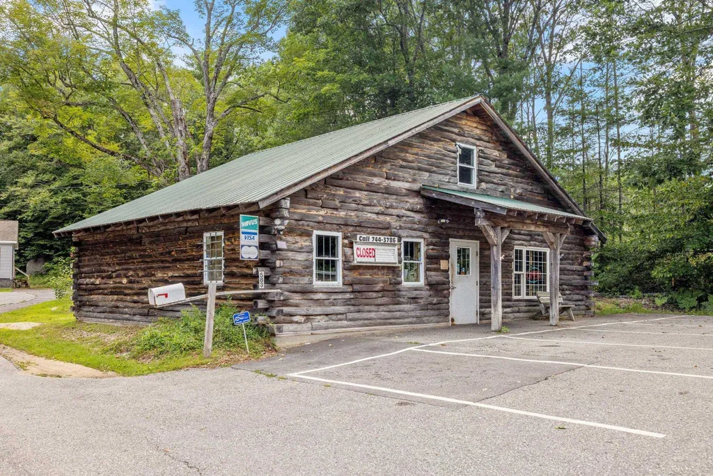 583 Nh Route 104 New Hampton NH 03256