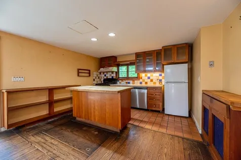 434 Route 30 Winhall VT 05340-9718