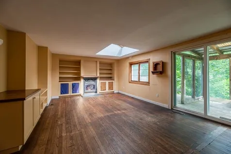 434 Route 30 Winhall VT 05340-9718