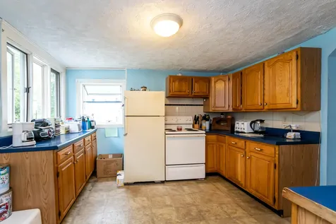 190 Deerfield Road Candia NH 03034