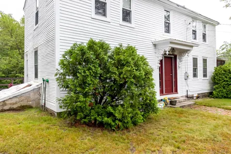 190 Deerfield Road Candia NH 03034