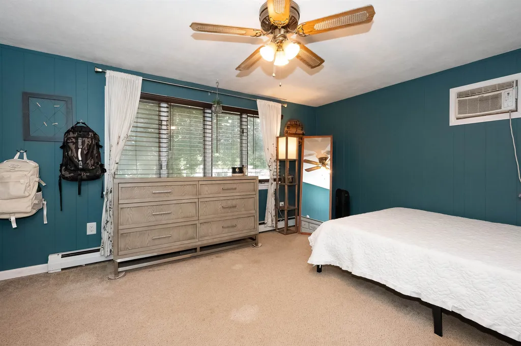 196 Maple Street Somersworth NH 03878