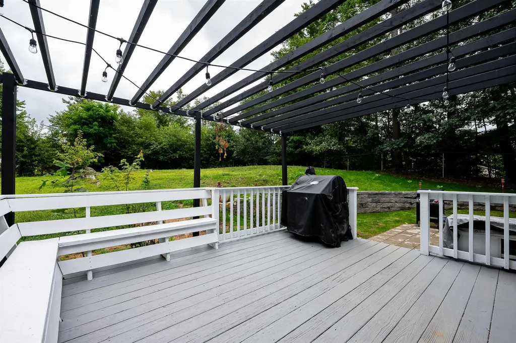 196 Maple Street Somersworth NH 03878