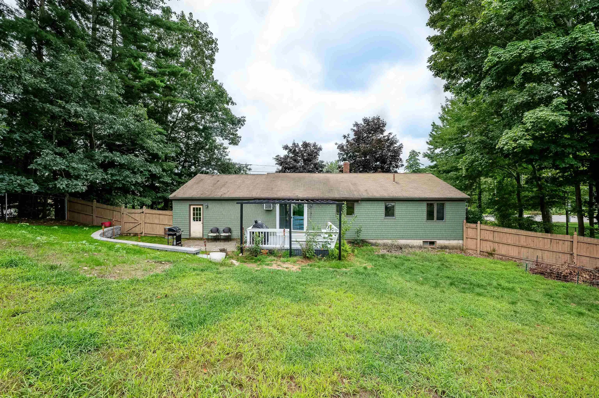 196 Maple Street Somersworth NH 03878